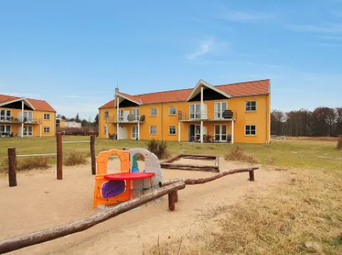 "Enni" - 100m from the Sea