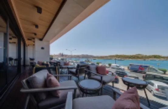 Land's End, Boutique Hotel