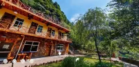 Pingshun Cliff House Hotel Hotel in zona Jindeng Temple
