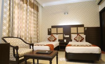 Hotel Amar Inn- Lajpat Nagar Central Market