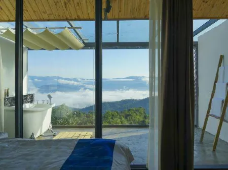 Longba Manor Отели в г. Менхай