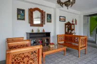 RedDoorz @ Jalan Parangtritis