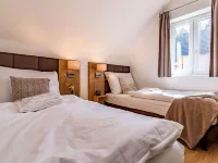 Lakeside Village 33 (+ Sauna) Hotels in Frymburk