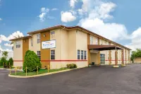 Belmont Inn & Suites فنادق في فلوريدا سيتي