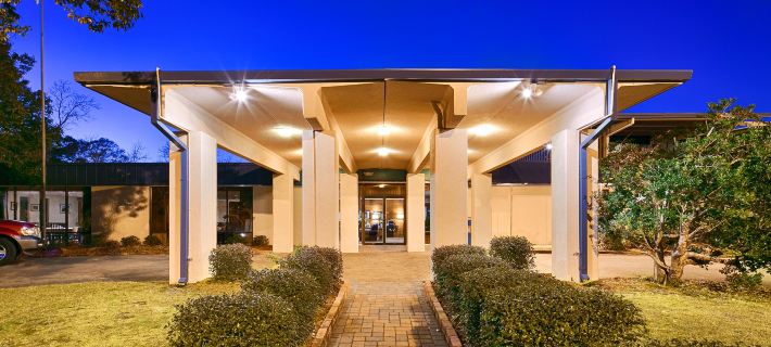 Best Western Crossroads Inn Ξενοδοχεία στην πόλη Walton County