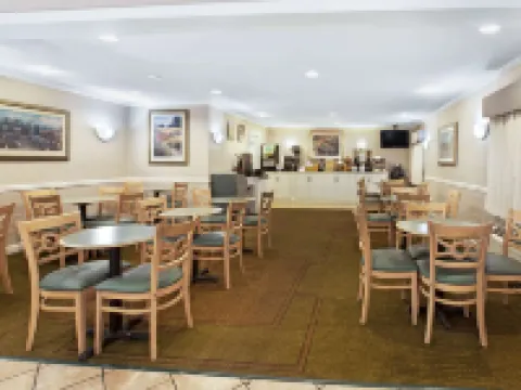 La Quinta Inn by Wyndham Detroit Canton Hotels in Canton