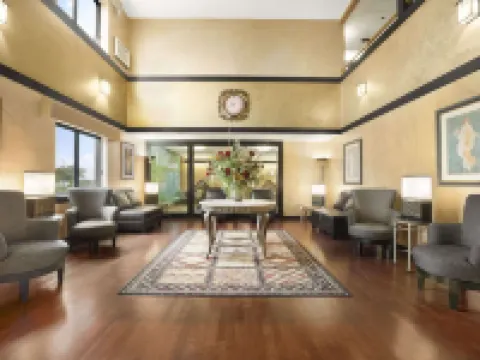 Super 8 by Wyndham Milwaukee Airport ミルウォーキーのホテル