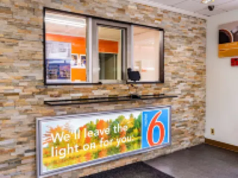 Motel 6 Elmsford, NY - White Plains Hotels in Greenburgh
