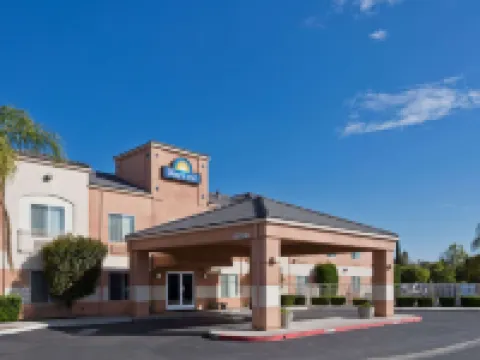 Days Inn by Wyndham Lathrop Hoteles en Lathrop