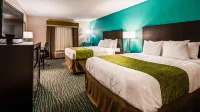 Ramada by Wyndham Burkburnett / Wichita Falls Hotels in Burkburnett