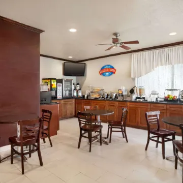 Baymont by Wyndham Clute/Lake Jackson