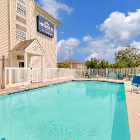 Microtel Inn & Suites by Wyndham Augusta Riverwatch