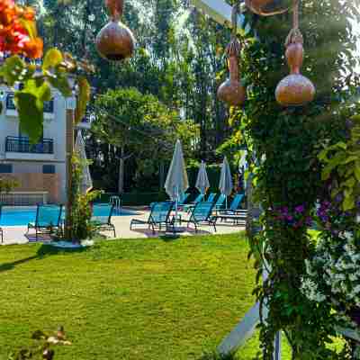 URAS BEACH HOTEL Hotel Exterior