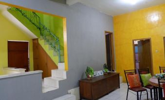 Dul Haus Ir Guest House Syariah - Housity