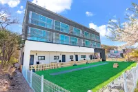 Glamdog - Yeongheungdo Pet-Friendly - Pensions