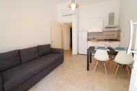 Casa Nausica — Elegant Apartment Facing the Aragonese Castle