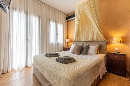Villa Kallisto with Private Pool and Stunning Sea Views