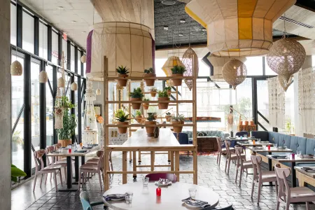 Arrive Austin Отели рядом с достопримечательностью «The Moody Theater»