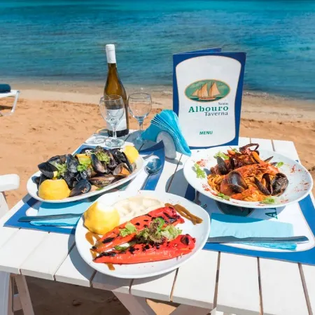 Albouro Seafront Apartments