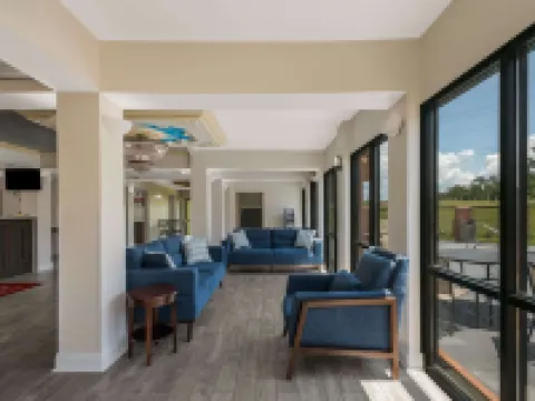 Econo Lodge Inn & Suites Hotels in Diamondhead