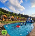 Pocheon Noble Glamping Pension - 4-Star