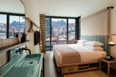 Moxy NYC Chelsea Hotels in New York