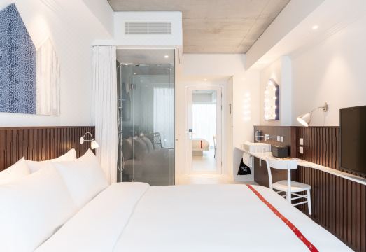 Ruby Zoe Hotel Premium Room