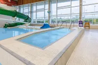 Microtel Inn & Suites by Wyndham Summerside - Pools