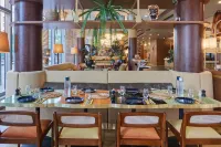 voco PARIS - PORTE DE CLICHY by IHG Hotels in Clichy