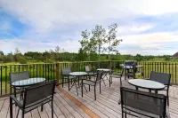 Villa Inn  Suites, SureStay Collection by Best Western Hotels in Hearst