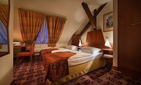 Old Town Bed & Breakfast - Housity