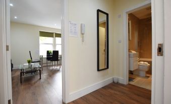 1-Bed Apartment in Ealing 3 Mins from Station