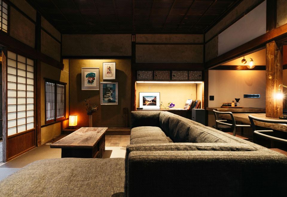 Paak Hotel