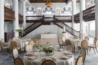 Amway Grand Plaza, Curio Collection by Hilton - Bữa sáng