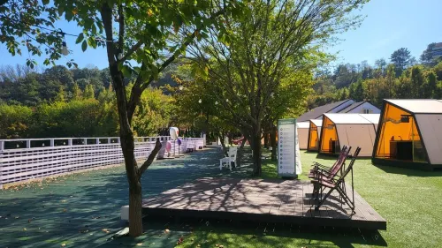 Cheongdo Provence Glamping Hotel a Cheongdo-gun