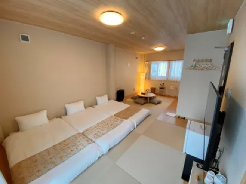 ＡＪＩＴＯ　Ｈｏｓｔｅｌ　＆　Ｃａｆｅ　Ｂａｒ のホテル