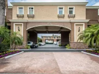 Quality Inn & Suites Anaheim Maingate Hotels near Anaheim Ice
