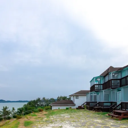 Seosan Pension Sunrise Beach
