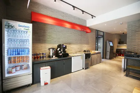 Jecheon Case Hotel Отели в г. Чечхон