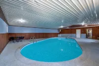 Travelodge by Wyndham Livingston Yellowstone - Kolam Renang