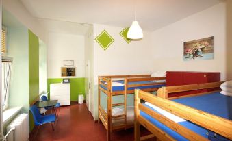 Westend City Hostel