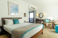 Arkin Palm Beach Hotel