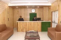 Hotel Grand 81 - parking