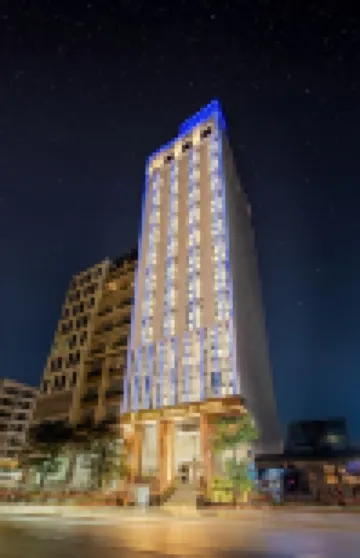 Mercy Emerald Hotel Hotel dekat My Khe Beach