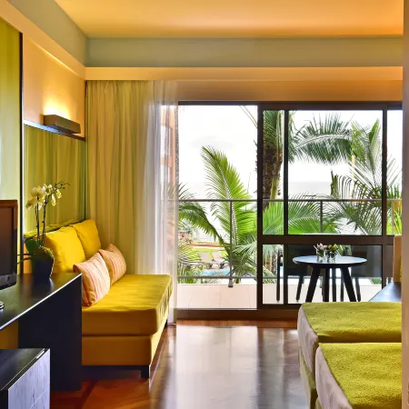 Pestana Promenade Ocean Resort Hotel