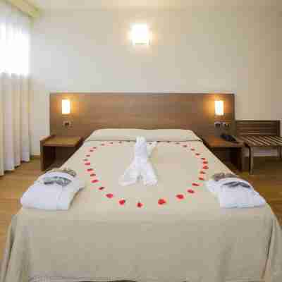 Hotel Lovere Resort & Spa Rooms