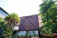 Hotel Meraden Opus فنادق في أنجونا