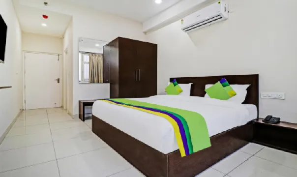 Treebo Kamron Regency Sector 80