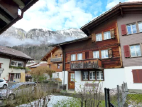 Chalet Esther Hotels in Brienz