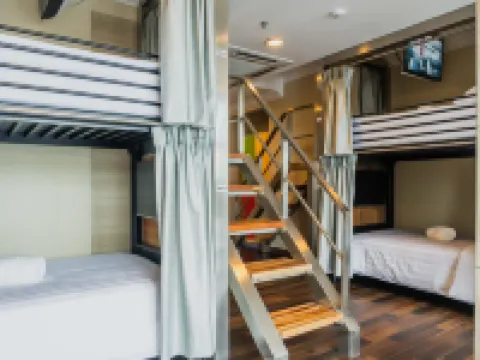 Hotel Gateway Express โรงแรมในกัวลาเบไลต์